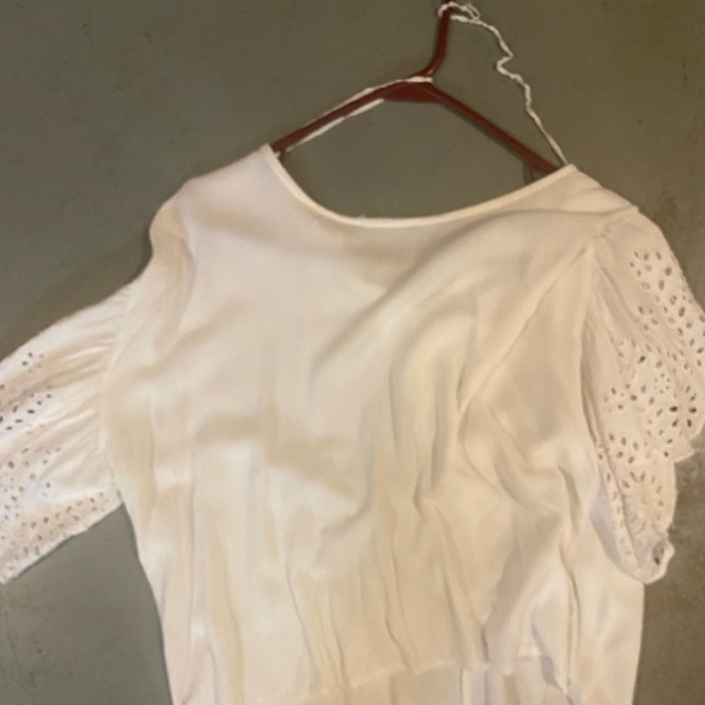 White crop top